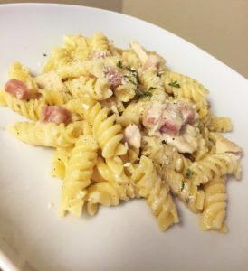 chicken cordon bleu pasta